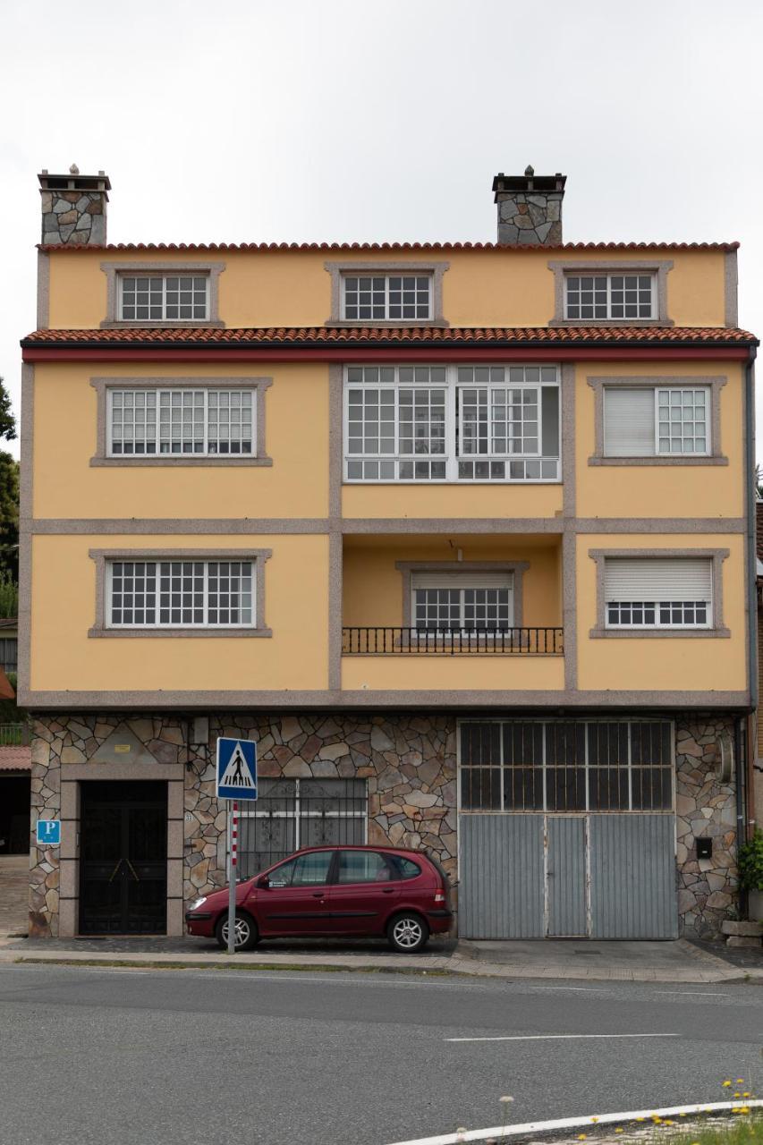 A Taberna De Vento Hotel Lalín Exterior foto