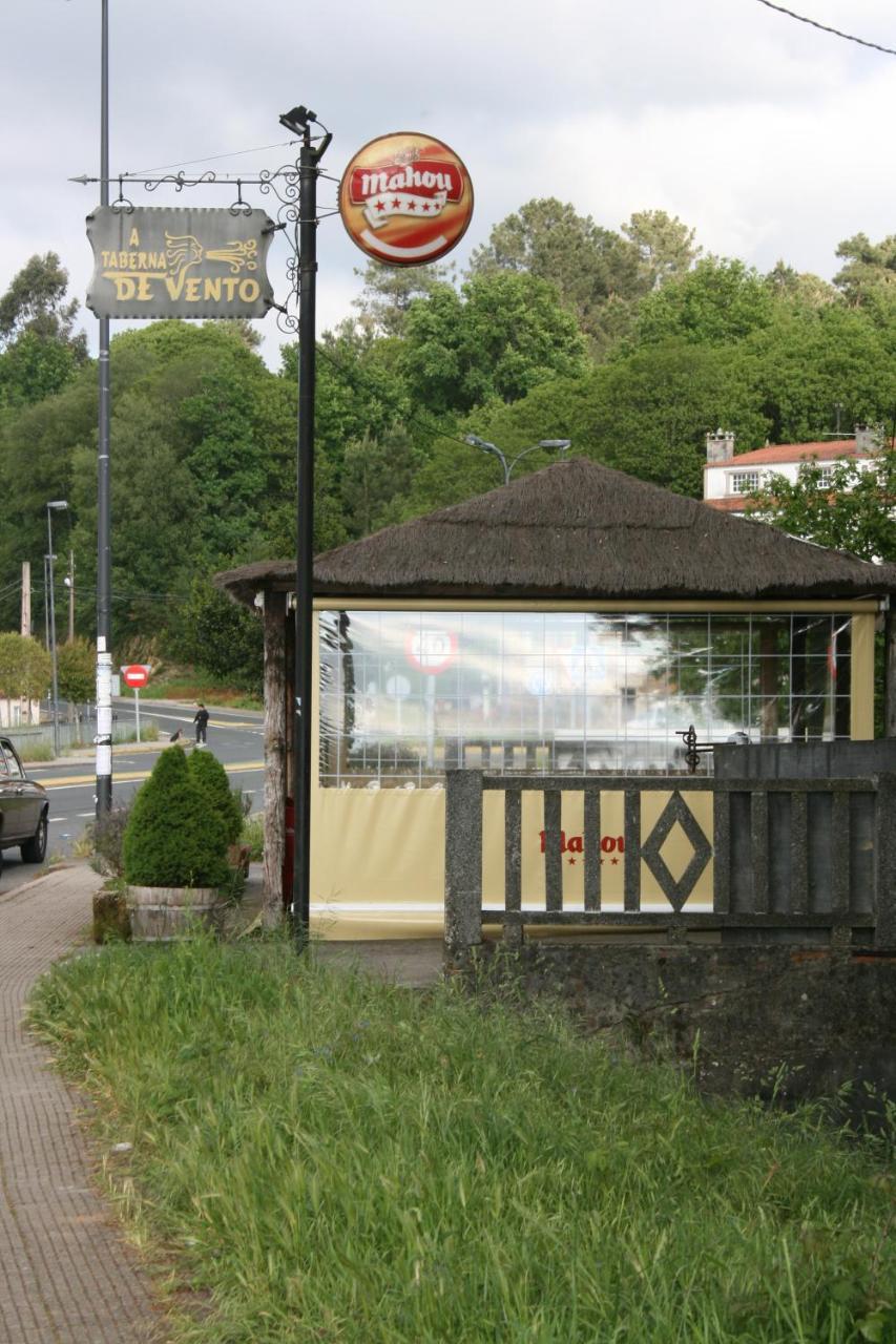 A Taberna De Vento Hotel Lalín Exterior foto