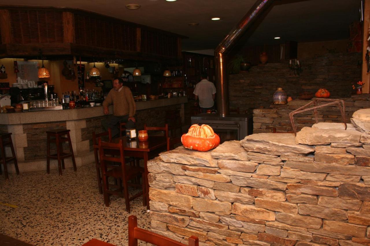 A Taberna De Vento Hotel Lalín Exterior foto